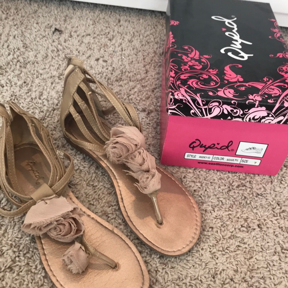Qupid sandals